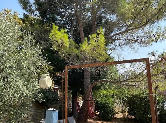 L'ancienne Raffinerie De Tabac *